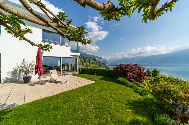 Magnifique villa de standing de sur les hauts de Montreux avec vue imprenable sur le lac. (1)