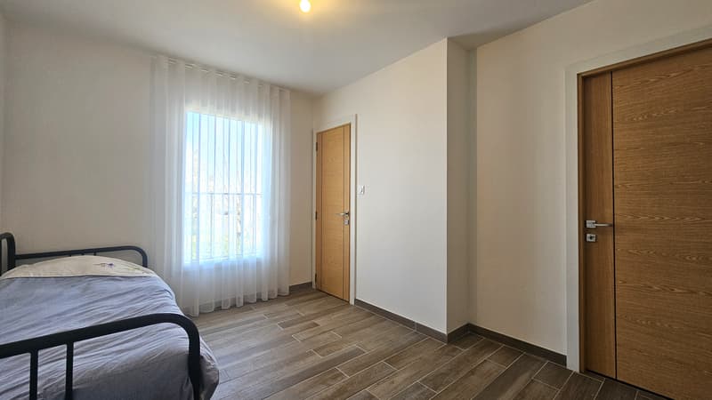 Chevrier, maison 180m2 de type 5 avec garage (12)