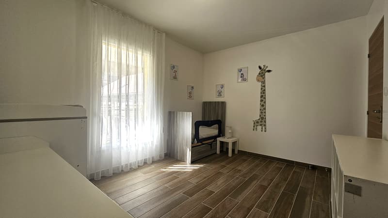 Chevrier, maison 180m2 de type 5 avec garage (10)
