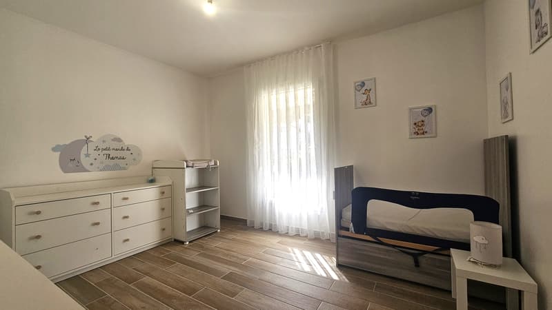 Chevrier, maison 180m2 de type 5 avec garage (9)