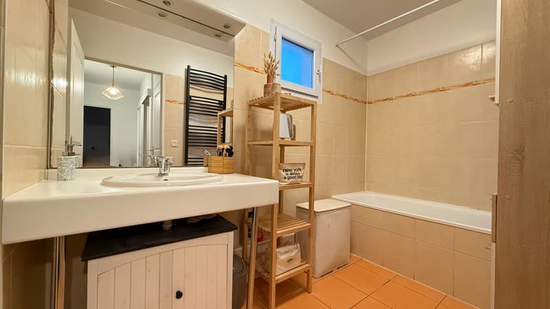 Casa di 110 m² con 4 camere e garage a Prévessin-Moëns (10)
