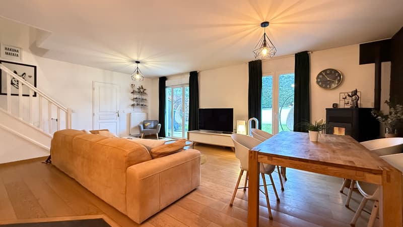 Casa di 110 m² con 4 camere e garage a Prévessin-Moëns (5)