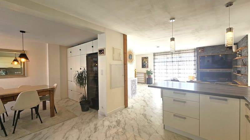 St Genis Pouilly (Pregnin), Reihenhaus von 93m2, 4-Zimmer-Typ (10)