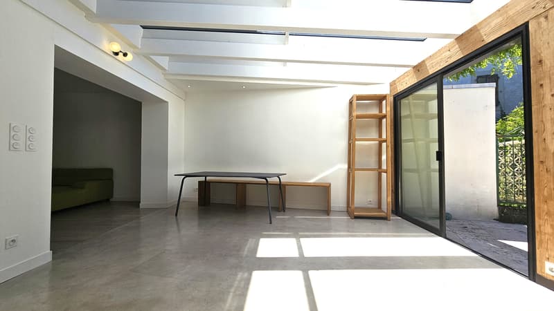 Divonne, renovierte Gessienne-Ferme, RDJ von 225m2, Typ 6 (13)