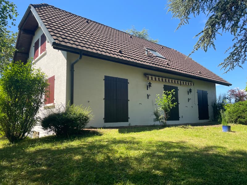 Large family house in Prévessin-Moëns (5)
