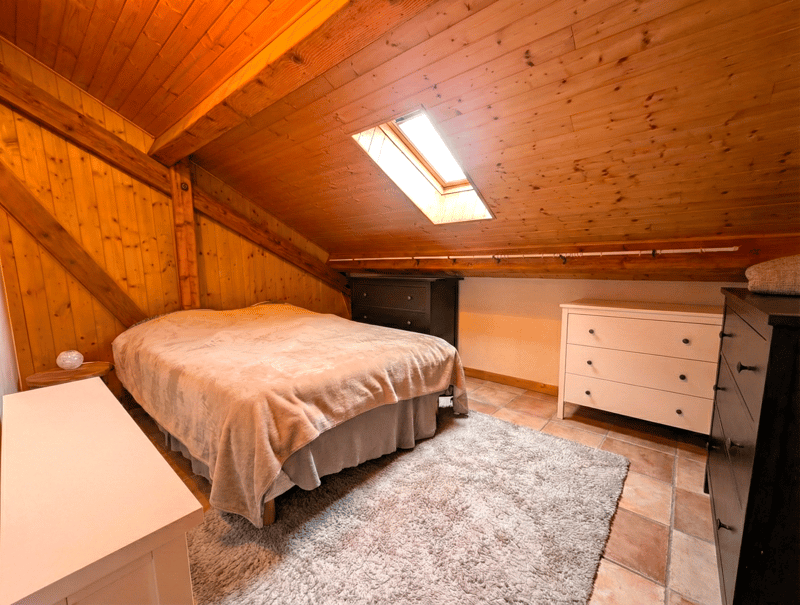 Appartement T1 bis avec place de parking   Péron (10)