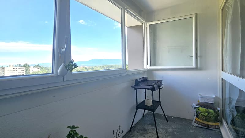 Ferney, T3 en attique 65,5 m² avec parking et cave (4)