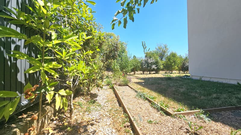 Divonne, 95m2, T4 de 2023, avec jardin/terrasse de 162m2 et 2 garages (4)