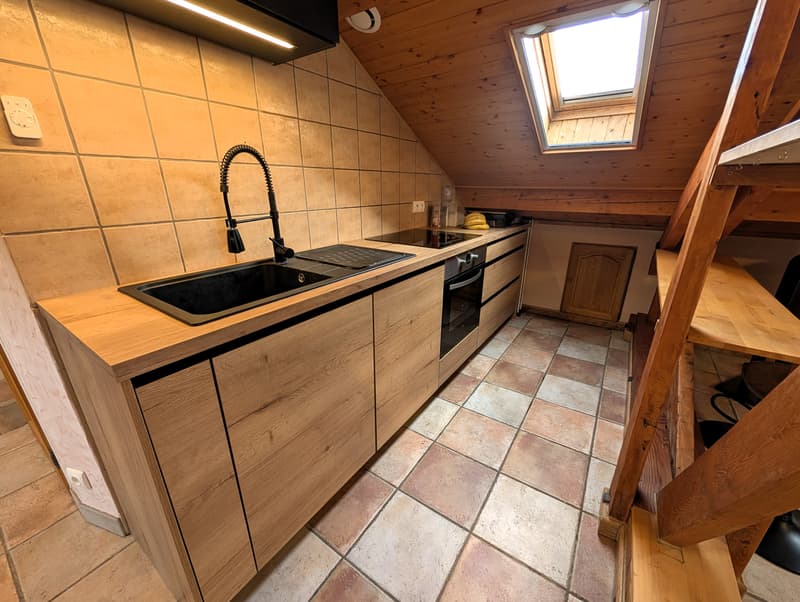Appartement T1 bis avec place de parking   Péron (7)