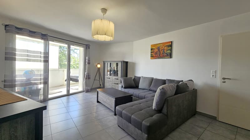 Saint-Genis-Pouilly centre T3 de 71 m² avec balcon et garage (1)