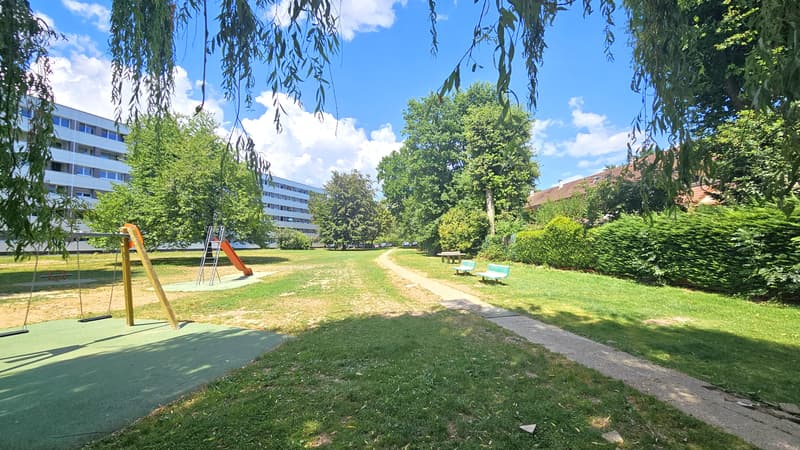 Ferney, T3 en attique 65,5 m² avec parking et cave (1)