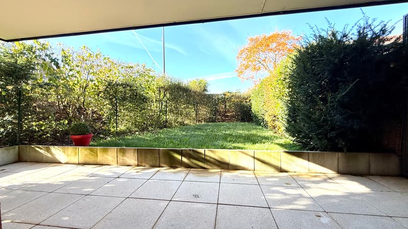 Appartement état neuf avec cuisine équipée et jardin terrasse (1)