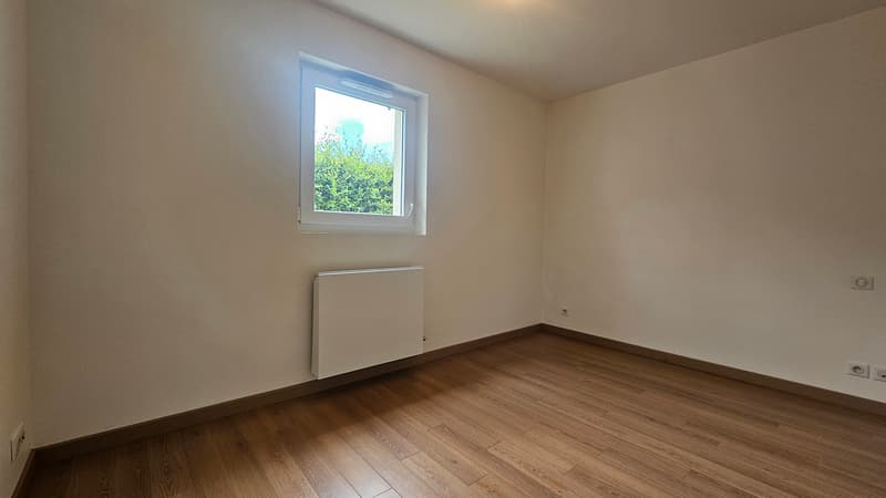 Peron, T3 de 76m2 avec terrasse/jardin 103m2, cave et 2 parkings (7)