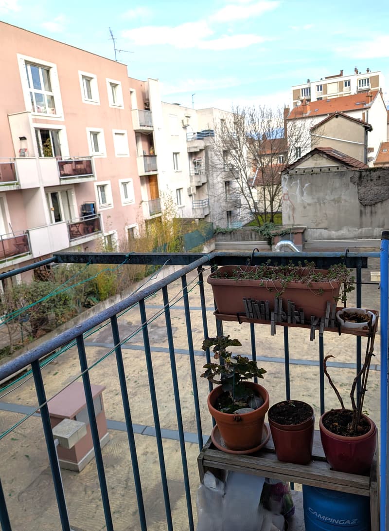 Grenoble centre, T2 rénové de 44m2 avec balcon et cave (11)
