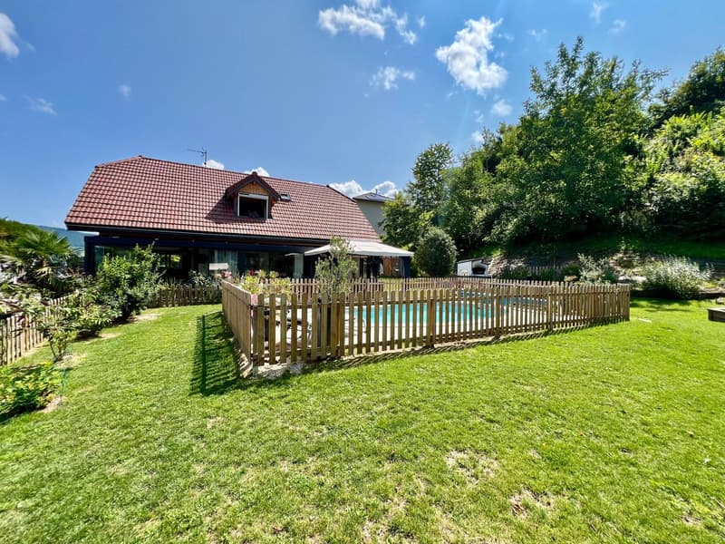 Maison de 180 m2 avec piscine (13)
