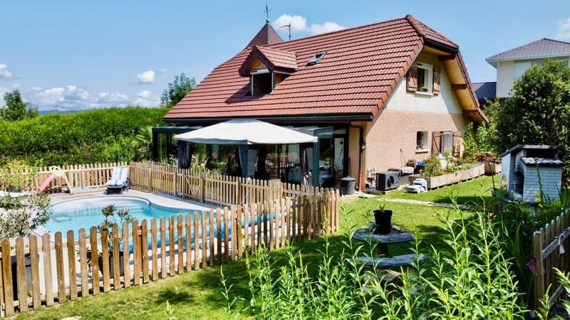 Maison de 180 m2 avec piscine (12)