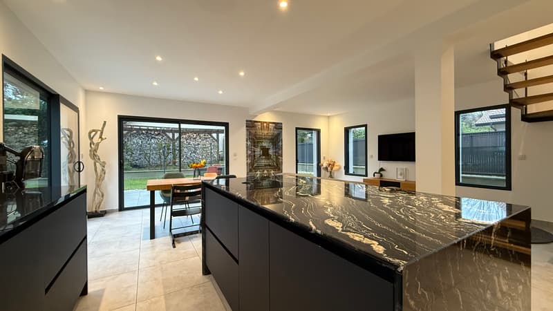 Maison familiale récente de 137,5 m², 4 chambres (5)
