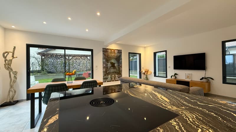 Maison familiale récente de 137,5 m², 4 chambres (6)