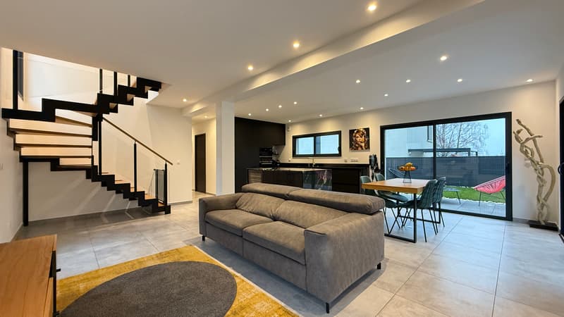 Maison familiale récente de 137,5 m², 4 chambres (3)