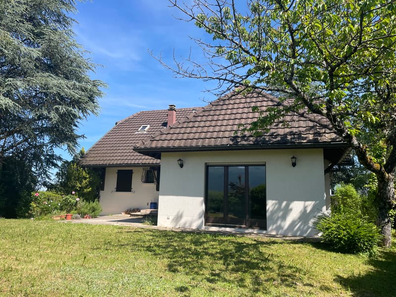 Grande maison familiale à Prévessin-Moëns (2)