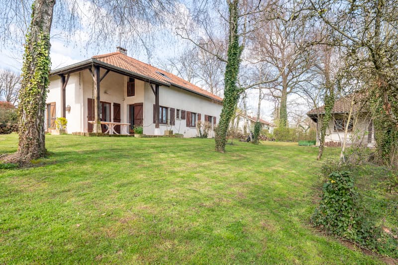 NOUVEAUTÉ EXCLUSIVITÉ GRANDE MAISON AUX PORTES DE BOURG EN BRESSE (1)