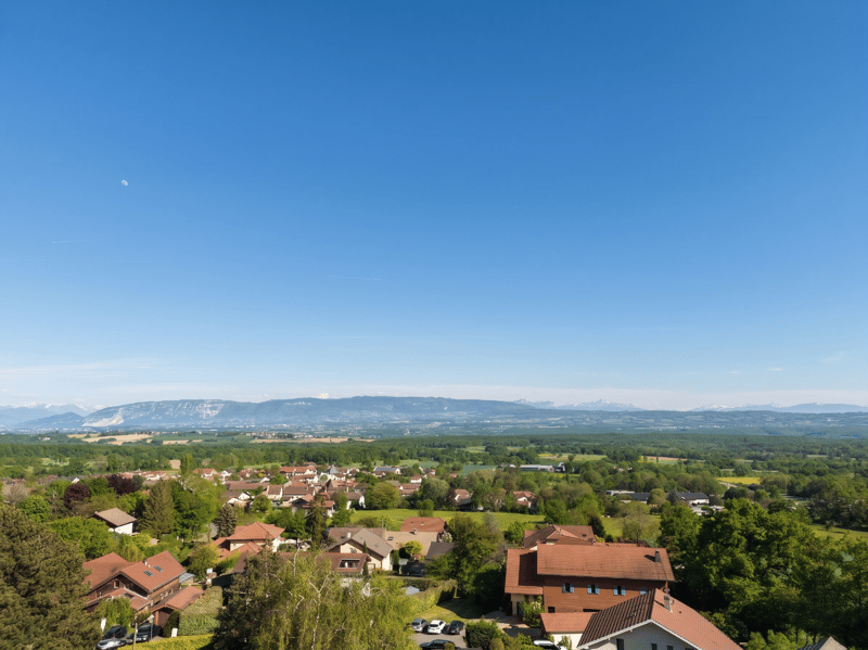 Villa Contemporaine RE 2020 135 m² sur 712 m² PÉRON (4)
