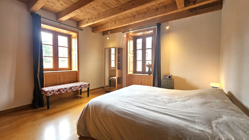 Prévessin-Moëns   Charmante maison villageoise en pierre de 220 m² habitable, à deux pas du centre (10)