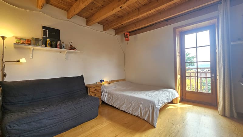 Prévessin-Moëns   Charmante maison villageoise en pierre de 220 m² habitable, à deux pas du centre (12)