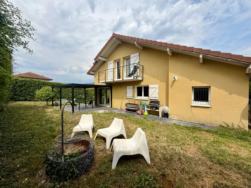Magnifique maison individuelle de 185,84 m² sur un terrain plat de 853 m² à Valleiry (2)