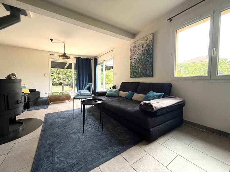 Magnifique maison individuelle de 185,84 m² sur un terrain plat de 853 m² à Valleiry (4)