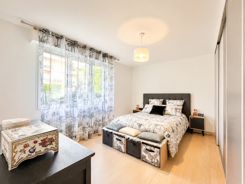 Appartement entièrement rénové de 80 m² Triangle d'Or d'Annecy (8)