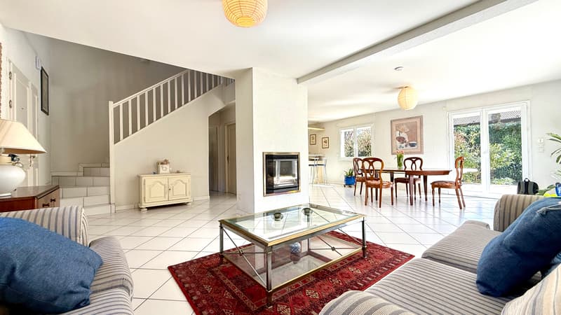 Maison familiale au calme à Prévessin (2)