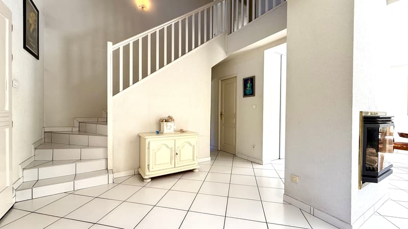 Maison familiale au calme à Prévessin (13)