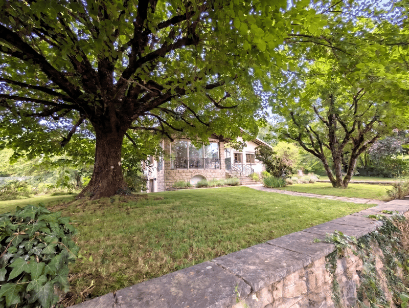 Maison individuelle à CROZET (01170) - 590 000 EUR FAI (2)
