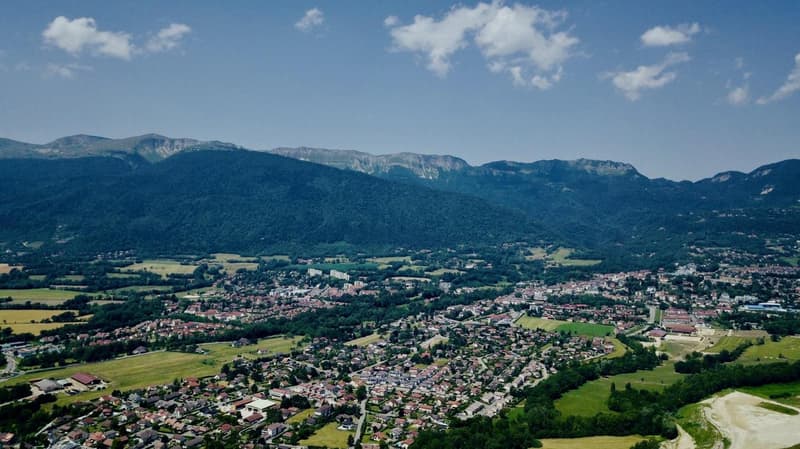 APPARTEMENT 4 PIECES AVEC TERRASSE ET GARAGE FERME EN SOUS-SOL (2)