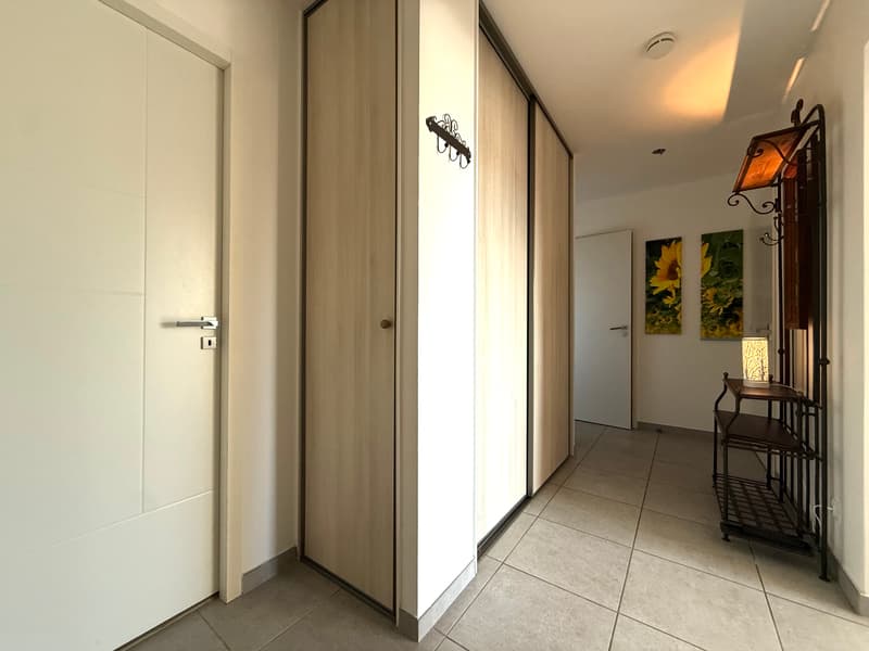 Appartement T3 en attique avec terrasse exceptionnelle à Vetraz Monthoux (8)