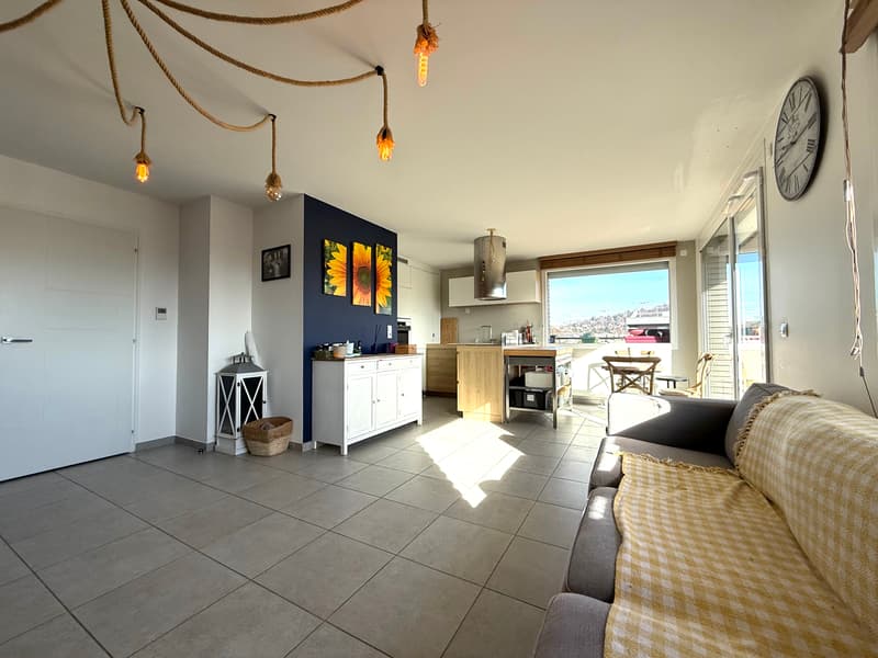 Appartement T3 en attique avec terrasse exceptionnelle à Vetraz Monthoux (2)