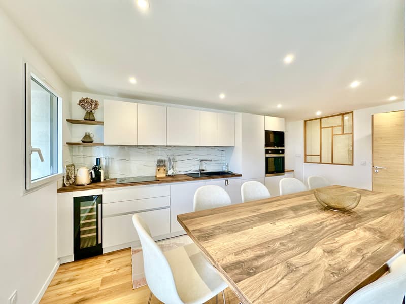 Appartement refait à neuf avec grande terrasse vue lac !!! (10)