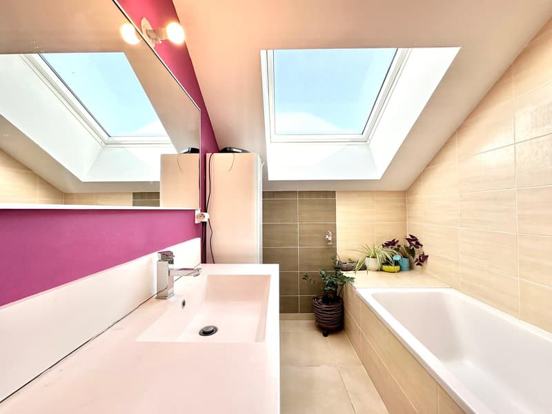 Villa contemporaine avec studio indépendant et vue magnifique!!! (11)