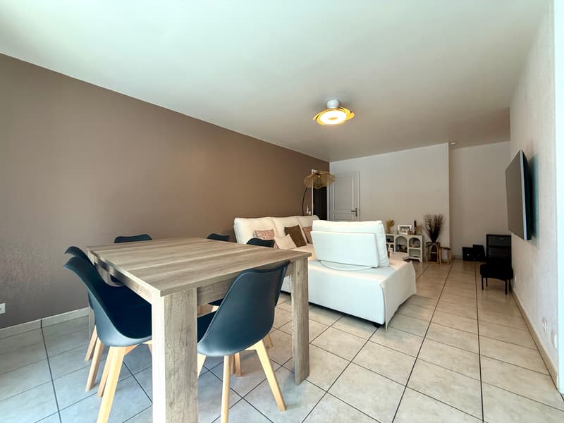 Bel appartement T4 de 82 m² avec balcon, garage et cave   La Roche-sur-Foron (12)
