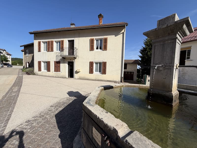 Maison de village de caractère aux Bouchoux (1)