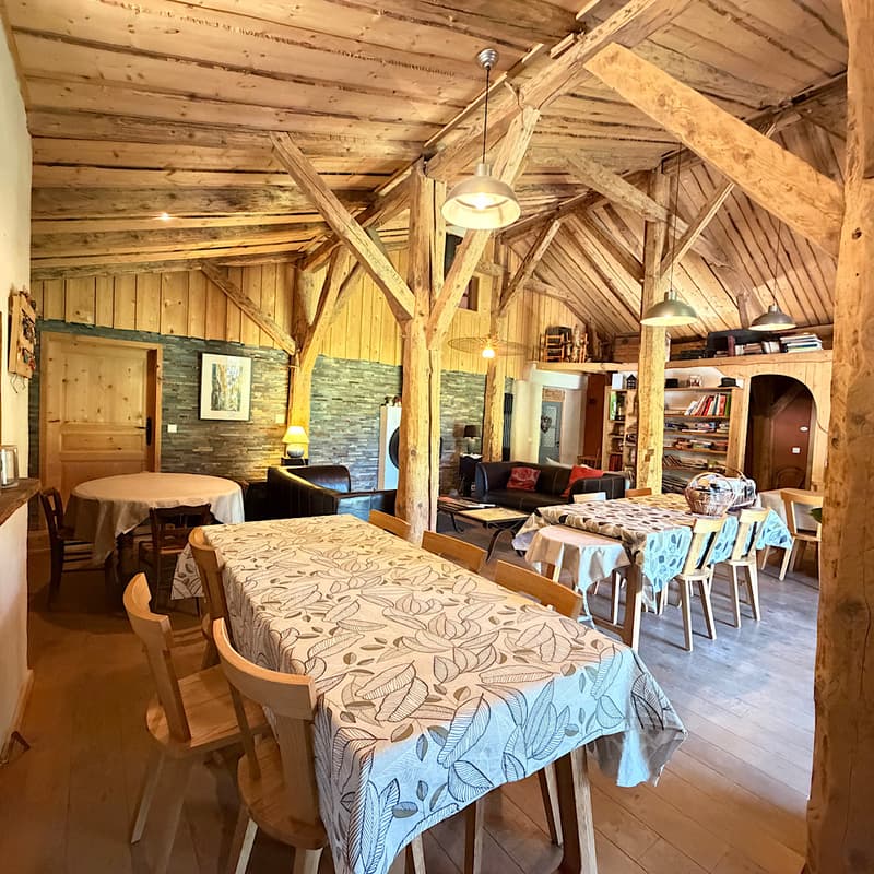 DOMAINE TOURISTIQUE D'EXCEPTION AU COEUR DU PARC NATUREL DU HAUT-JURA (3)
