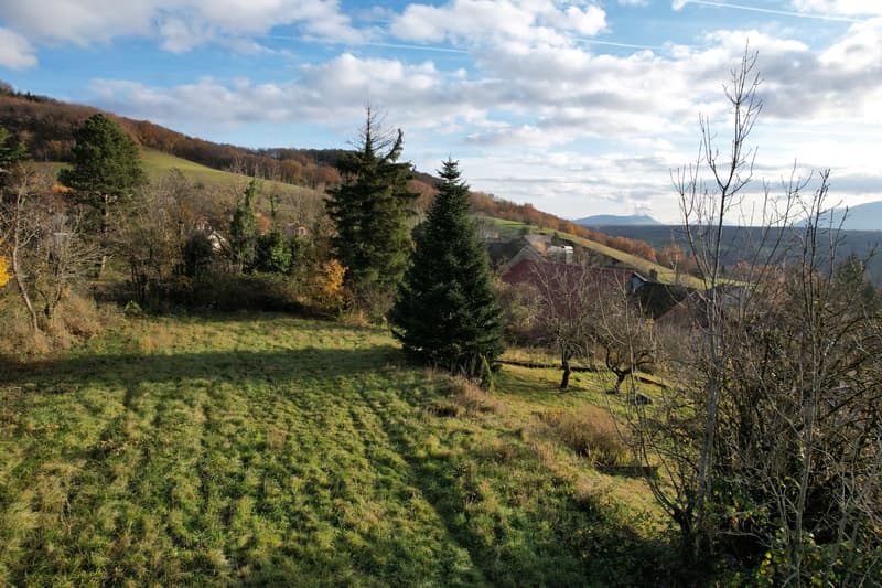 Terrain constructible de 1 053 m² avec vue dominante   Valserhône (secteur Lancrans) (2)