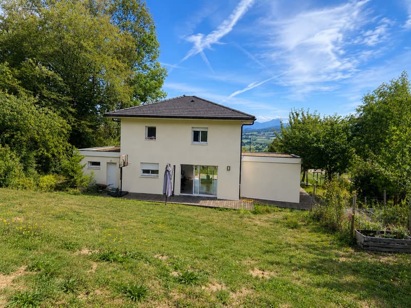 CHAVANNAZ   Maison familiale récente de 136 m² avec jardin de 1 200 m², vue dégagée et environnement privilégi (11)