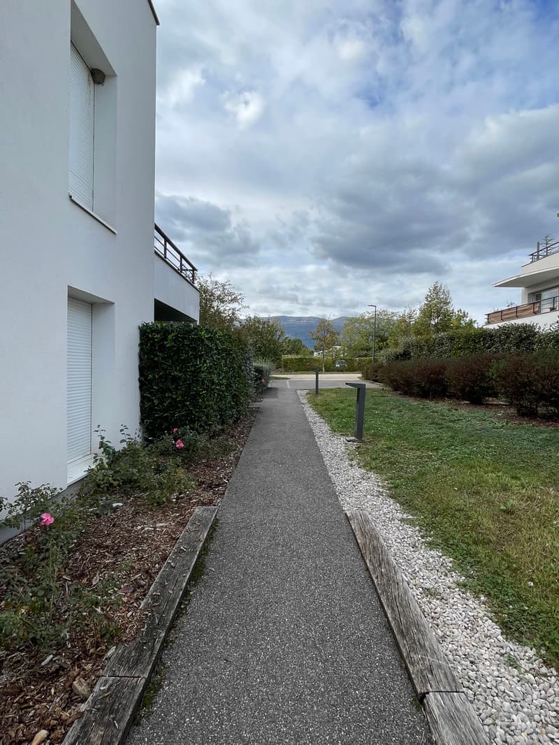 Opportunité T2 Prévessin avec garage (2)