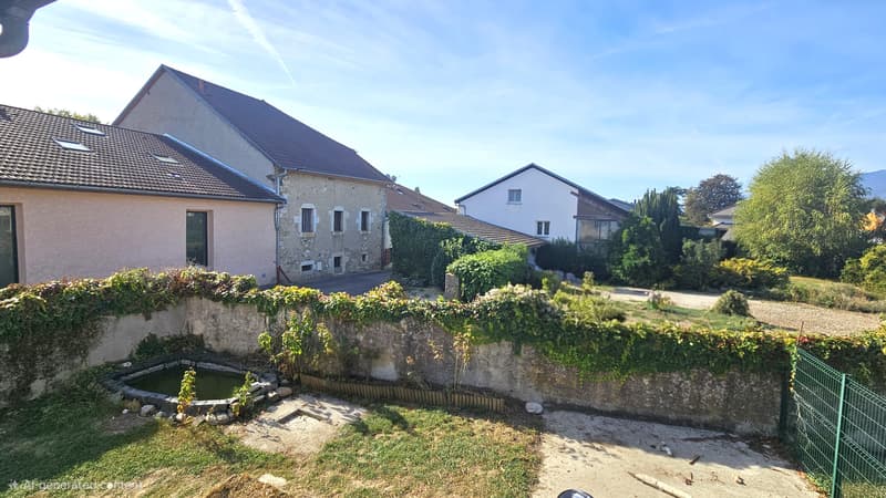 SÉGNY CENTRE   Maison individuelle avec jardin et cabanon. (5)