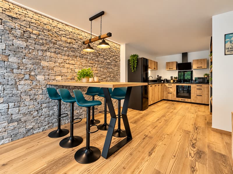 Appartement de 70 m2 entièrement refait à neuf aux Gets. (3)