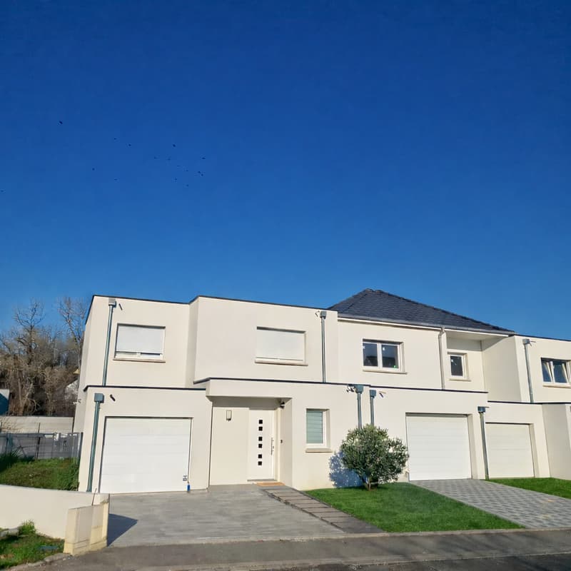 CASA A Schiera, 5 LOCALI, TETTO PIANO (1)
