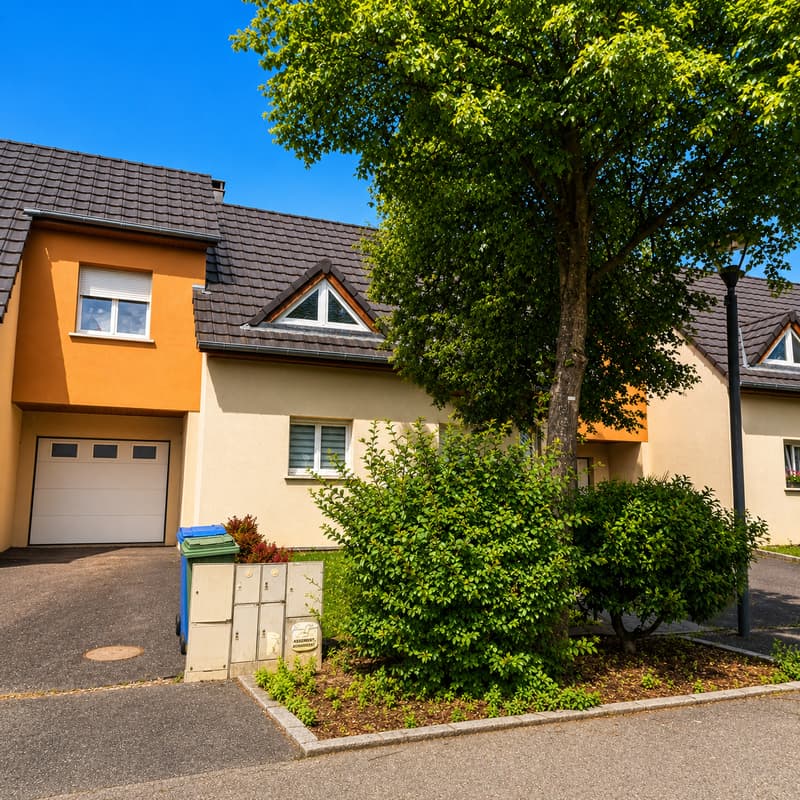 Semi-detached house with 5 rooms, 4 bedrooms in Kingersheim – available immediately (1)