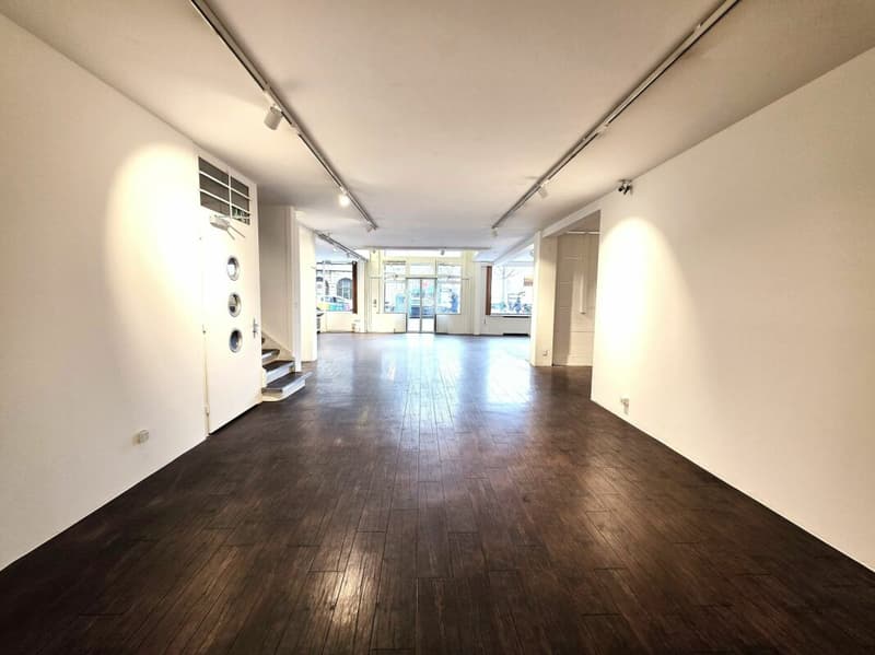 Commercial property in prime location (3)